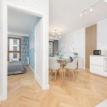 Zajezdnia Wrzeszcz Modern & Stylish Gym By Renters