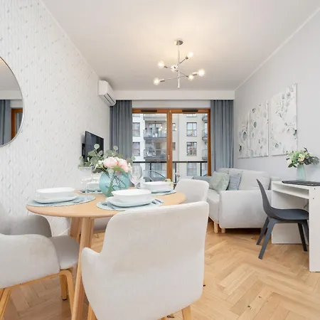 Apartment Zajezdnia Wrzeszcz Modern & Stylish Gym By Renters Danzig