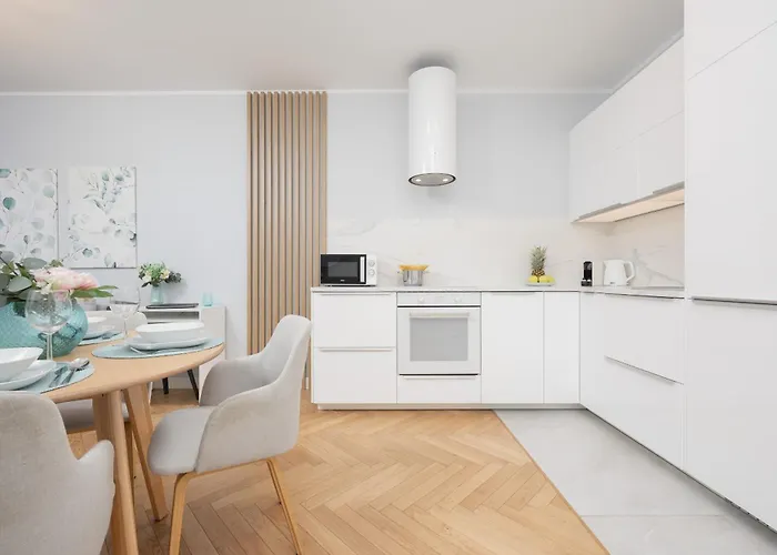 Zajezdnia Wrzeszcz Modern & Stylish Gym By Renters Daire