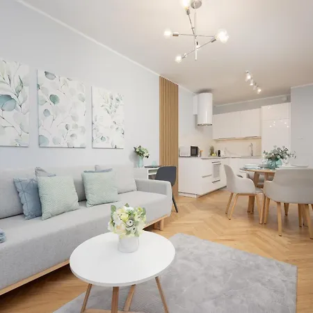 Zajezdnia Wrzeszcz Modern & Stylish Gym By Renters Lägenhet *